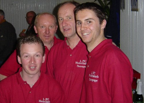 tl_files/Hauptverein/webseitenbilder/abteilungen/Theater/Personen/Getraenketeam1.jpg tl_files/Hauptverein/webseitenbilder/abteilungen/Theater/Personen/Getraenketeam1.jpg
